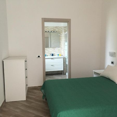 Apartamento La Finestra Sul Giardino Isquia Exterior foto