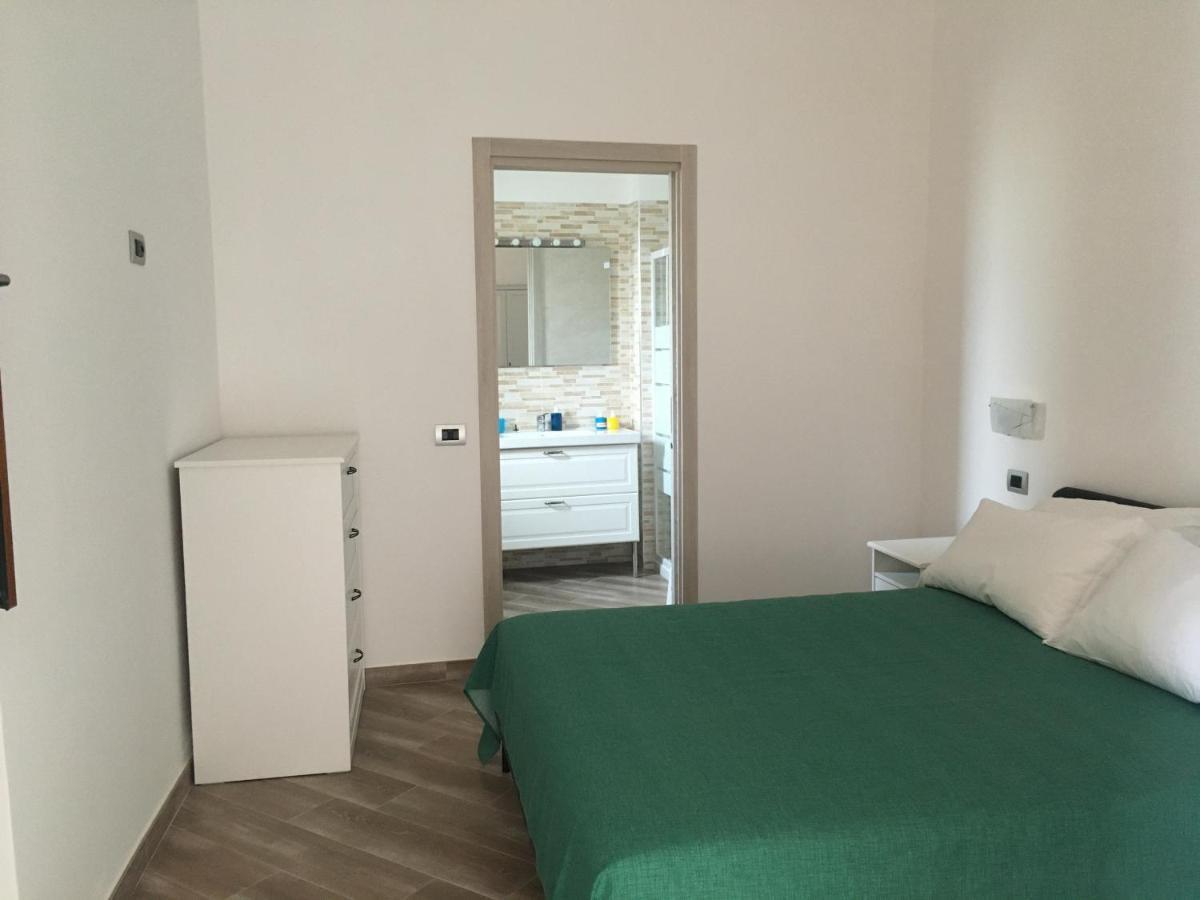 Apartamento La Finestra Sul Giardino Isquia Exterior foto